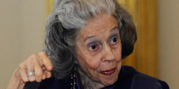 reine fabiola de gestes belges comme lors d'un petit-déjeuner organisé pour les membres du jury de la reine élisabeth violon, le 23 mai 2012 à bruxelles photo afrique belga dirk waem belgique