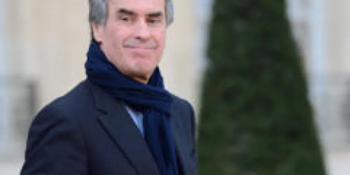 jerome cahuzac quitte le palais d'elysée après la réunion hebdomadaire du cabinet le 12 décembre 2012 à paris afp photo eric feferberg
