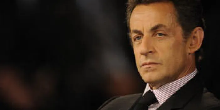 le président français nicolas sarkozy assiste à une conférence lors d'une visite consacrée à la sécurité à nice, dans le sud de la france, le 21 avril 2009 photo par mehdi taamallah abacapresscom