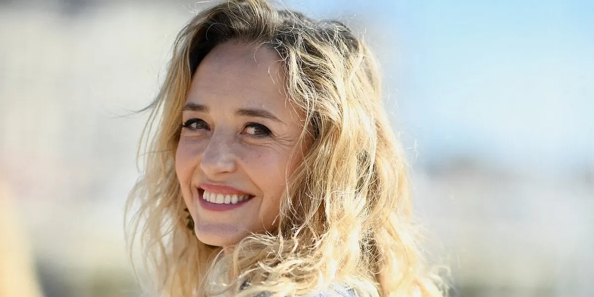 hélène de fougerolles assiste à la présence de sam lors du 25e festival de la fiction de la rochelle le 15 septembre 2023 à la rochelle, france photo by franck castel abacapresscom