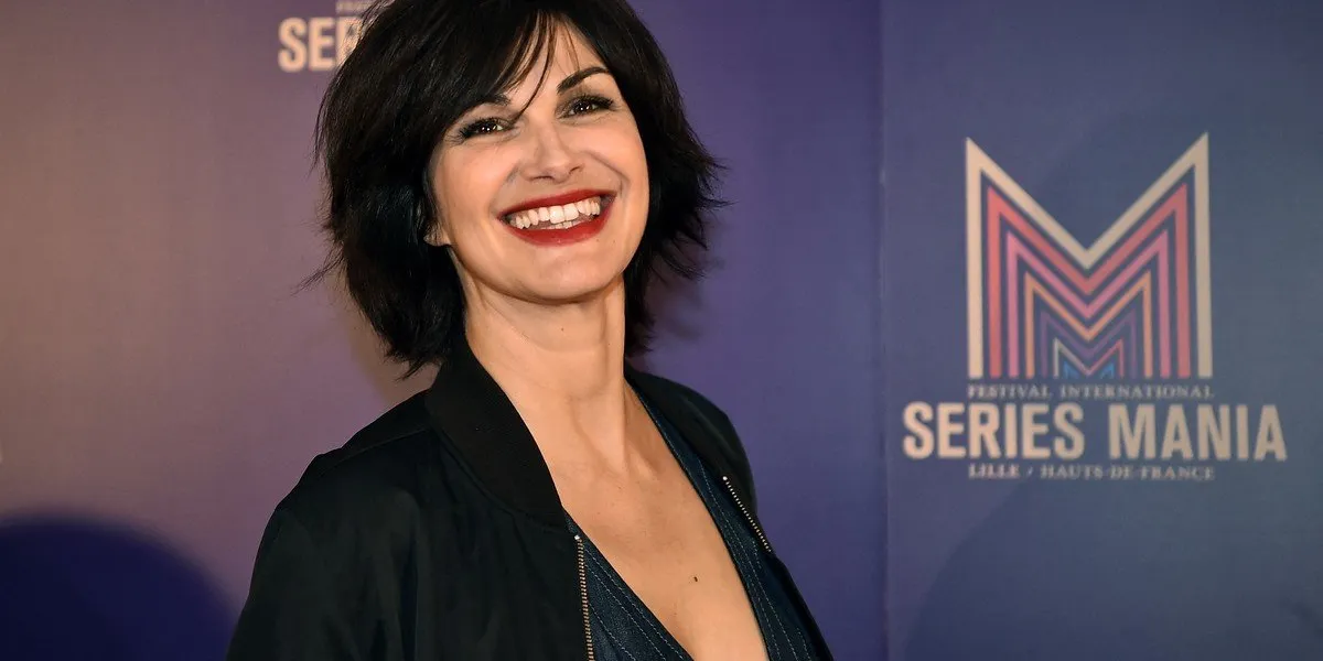 belgian actress helena noguerra poses during the opening night of series mania festival in lille on march 22, 2019 (photo by francois lo presti   afp)