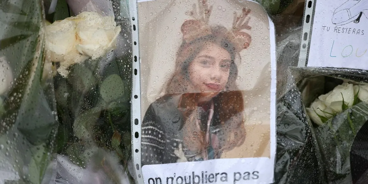 pay tribute to louise, schoolgirl found dead in a wood - essonne