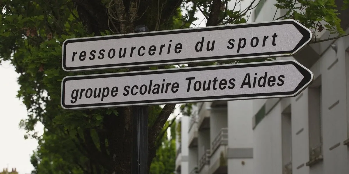 un lycéen tué dans une attaque au couteau - nantes