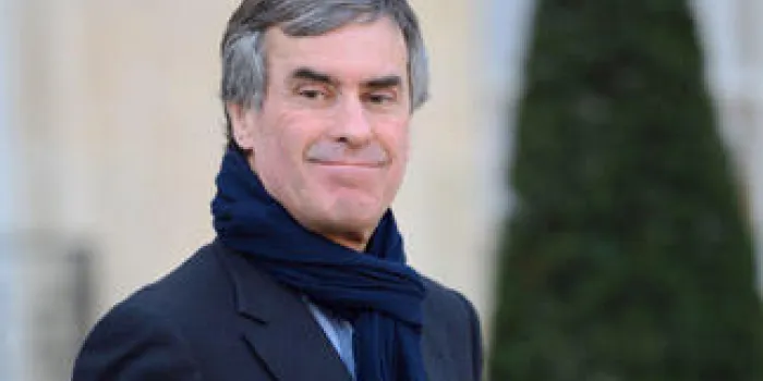 jerome cahuzac quitte le palais d'elysée après la réunion hebdomadaire du cabinet le 12 décembre 2012 à paris afp photo eric feferberg