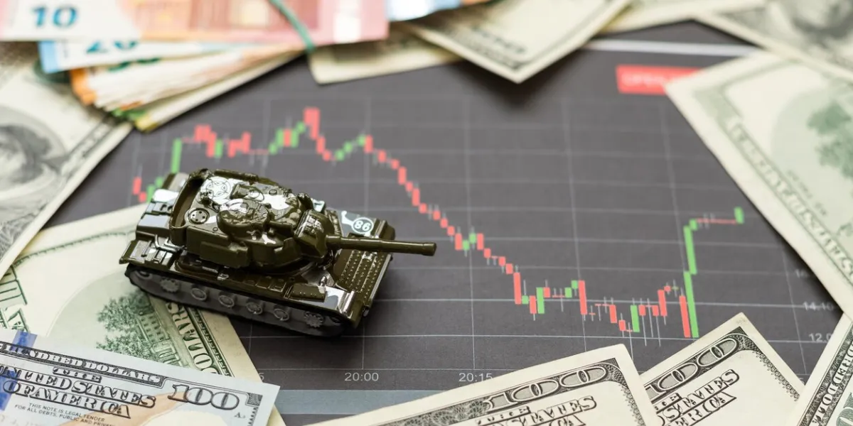 toy tank and dollars, army token high quality photo