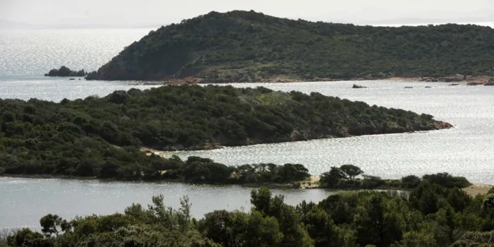 corse attentat tourisme