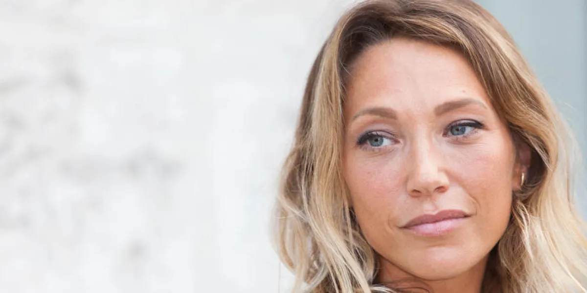 l'actrice française laura smet pose lors d'un photocall au jury du festival du film francophone d'angouleme à angouleme, ouest de la france, le 22 août 2017 afp photo yohan bonnet