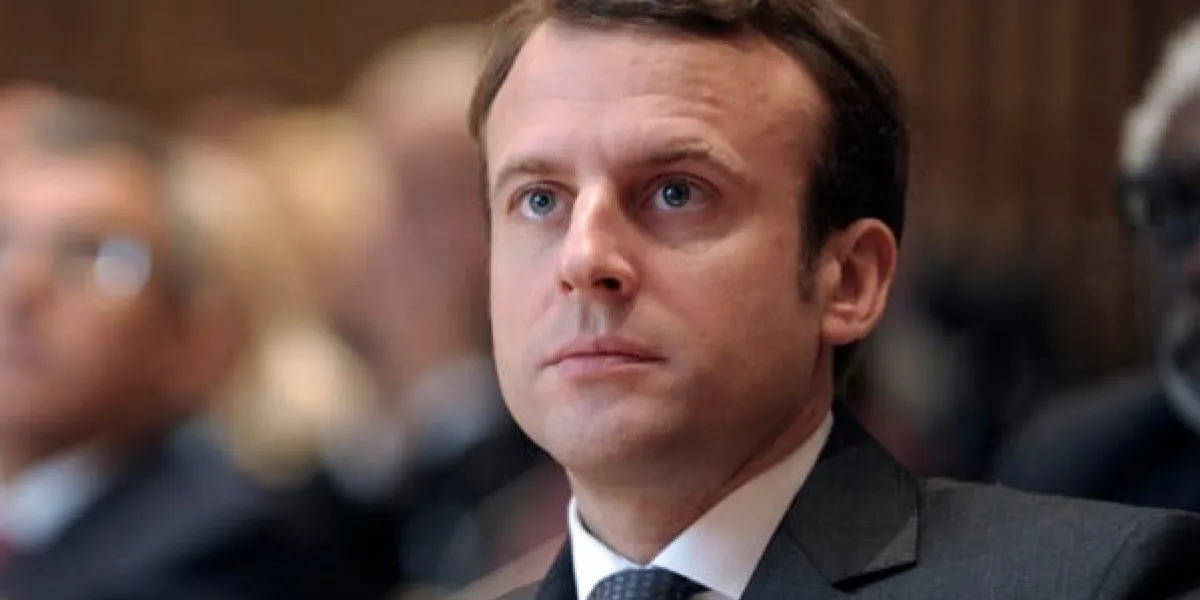 le ministre de l'economie français, emmanuel macron, écoute avant l'ouverture de la 7ème conférence annuelle des entrepreneurs au ministère de l'economie à paris le 17 novembre 2014 afp photo eric piermont