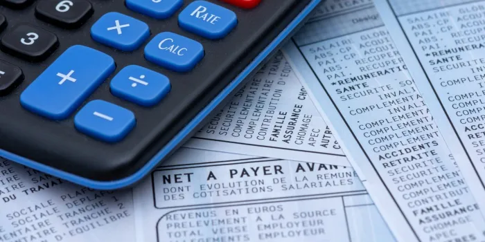 french payroll with social contributions and income tax deduction, mandatory in france since january 2019, along with a calculator