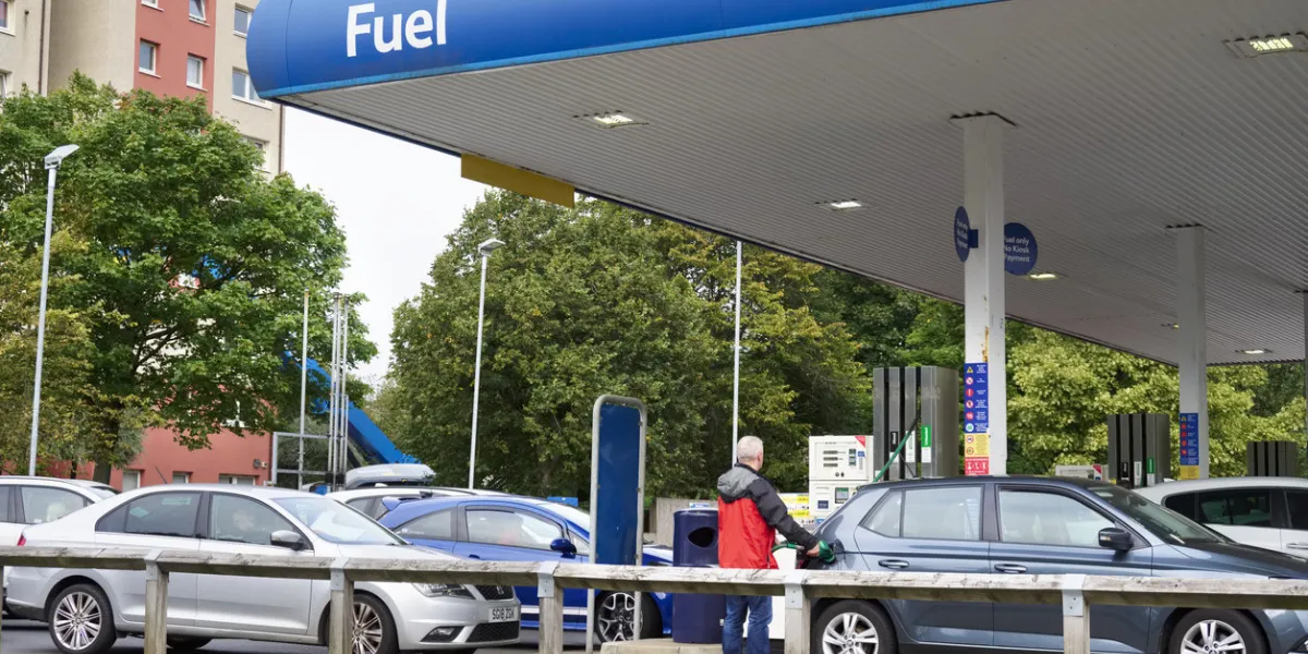 london, england, uk, september 26th 2021, customer filling car with petrol due to the news media stating the country was facing a fuel shortage uk
