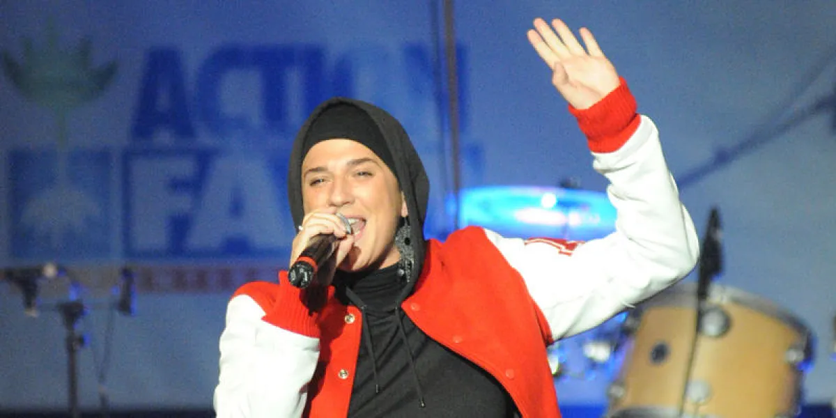 diam's lors du concert 'un dimanche pour haiti' au bataclan à paris, france le 24 janvier 2010 photo par nicolas briquet abacapresscom