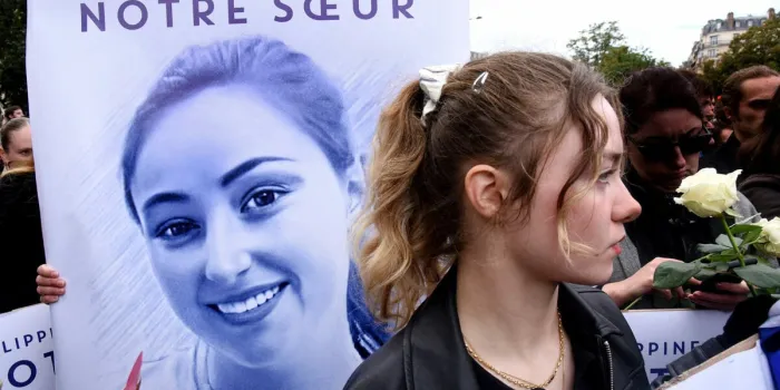 hommage à philippine, une étudiante de 19 ans retrouvée morte - paris
