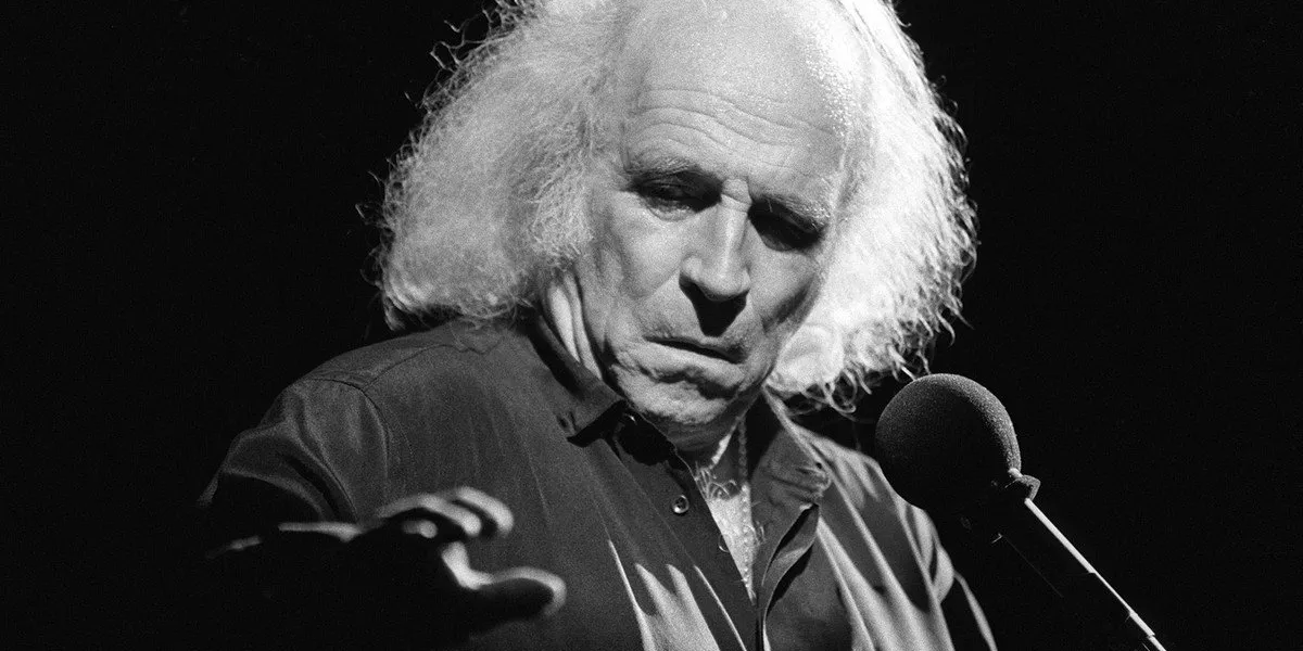 photo datée du 02 octobre 1984 du chanteur français léo ferré lors d'un concert à l'olympia à paris (photo by platiau   archives   afp)