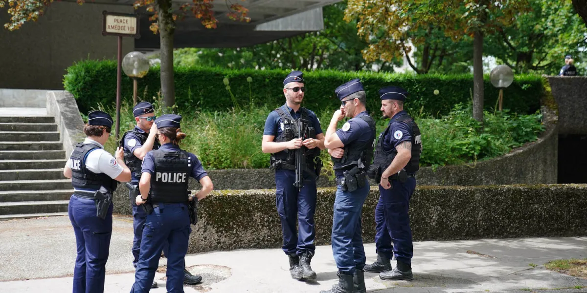 press conference at the palais de justice d'annecy