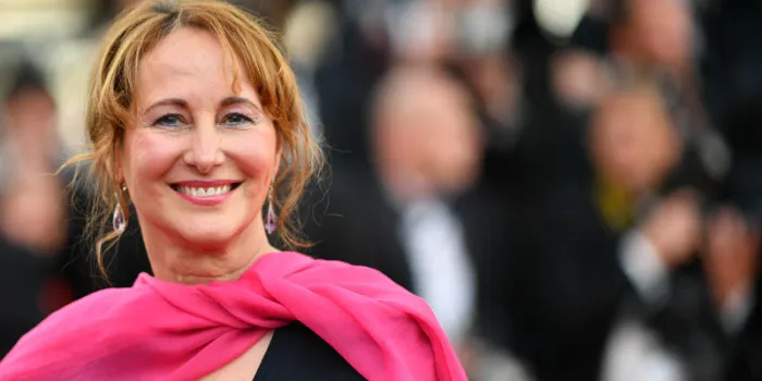 l'ancienne ministre de l'écologie française segolène pose à son arrivée le 22 mai 2017 pour la projection du film "une suite incommode vérité au pouvoir" à la 70ème édition du festival cannes à cannes, sud de la france afp photo loic venance