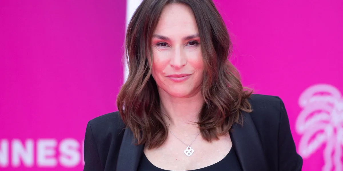 vanessa demouy lors de l'ouverture du tapis rose du 7ème festival international cannesseries à cannes, france, le 05 avril 2024 photo par aurore marechal abacapresscom