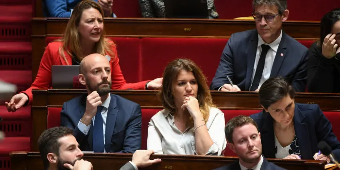 questions to the government - paris