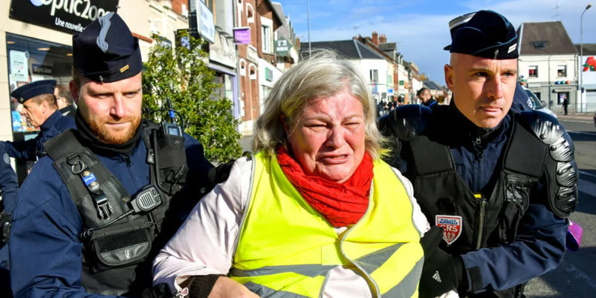france economy oil demo
