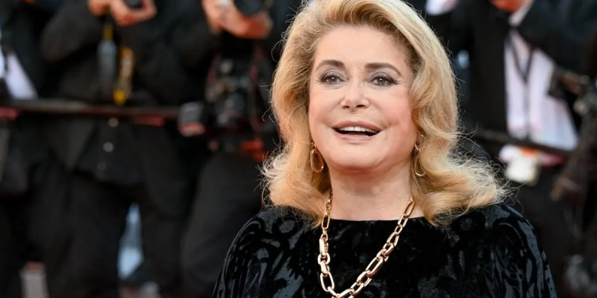 74th cannes film festival de son vivant premiere