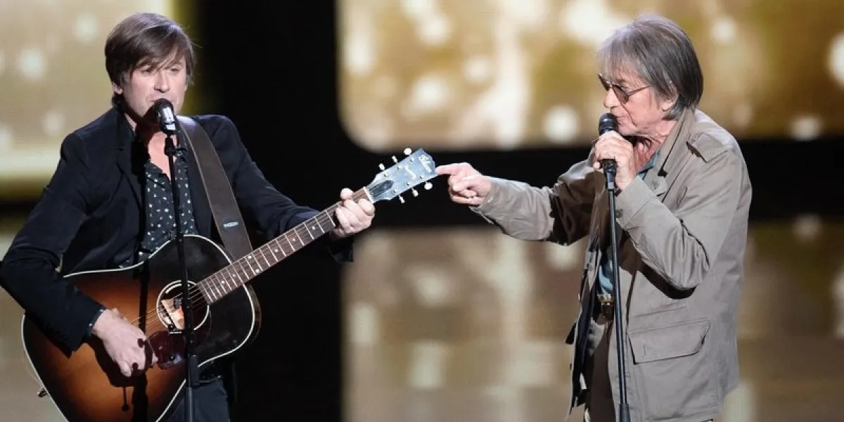 jacques dutronc performs on stage with his son thomas dutronc during the 37th victoires de la musique at la seine musicale on february 11, 2022 in boulogne-billancourt, france photo by david niviere abacapresscom , 798014 008 boulogne -billancourt france
