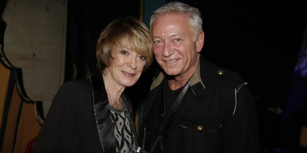 alice dona et laurent boyer dans les backstage de la 7eme ceremonie de remise des grands prix sacem aux folies bergere a paris, france, le 30 novembre 2015 photo de jerome domine  abacapresscom , 525918 035 paris france