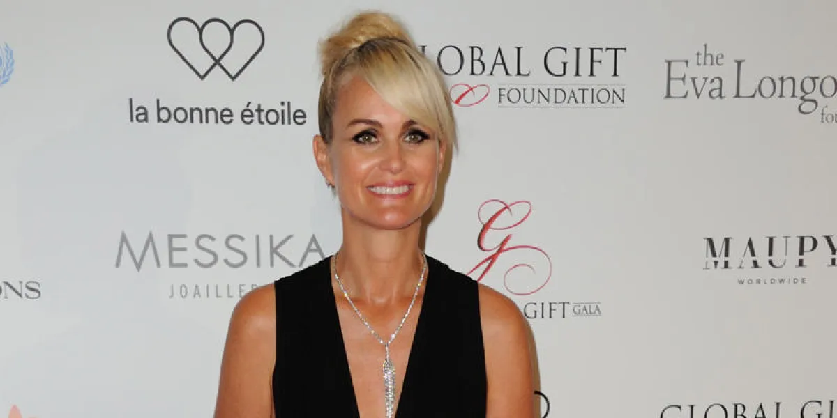 laeticia hallyday assistant au gala cadeau mondial photocall à l'hôtel quatre saisons george v à paris, france, le 9 mai 2016 photo par alban wyters abacapresscom