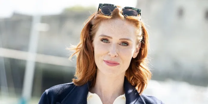 audrey fleurot attends esprit d hiver photocall during the la rochelle fiction festival on september 15, 2022 in la rochelle, france photo by david niviere abacapresscom , 824824 010 la rochelle france