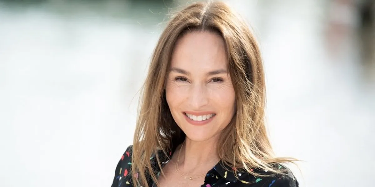 vanessa demouy attends ici tout commence photocall during the 23rd tv fiction festival at la rochelle, on september 18, 2021 in la rochelle, france photo by david niviere abacapresscom <motcle99> festival < motcle99> , 780762 016 la rochelle france