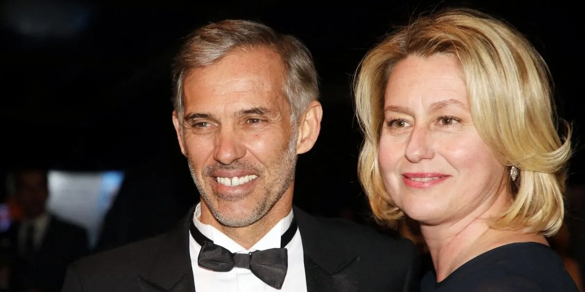 paul et luana belmondo assistent au 35ème festival automobile international à l'hôtel des invalides le 28 janvier 2020 à paris, france photo par denis guignebourg abacapresscom