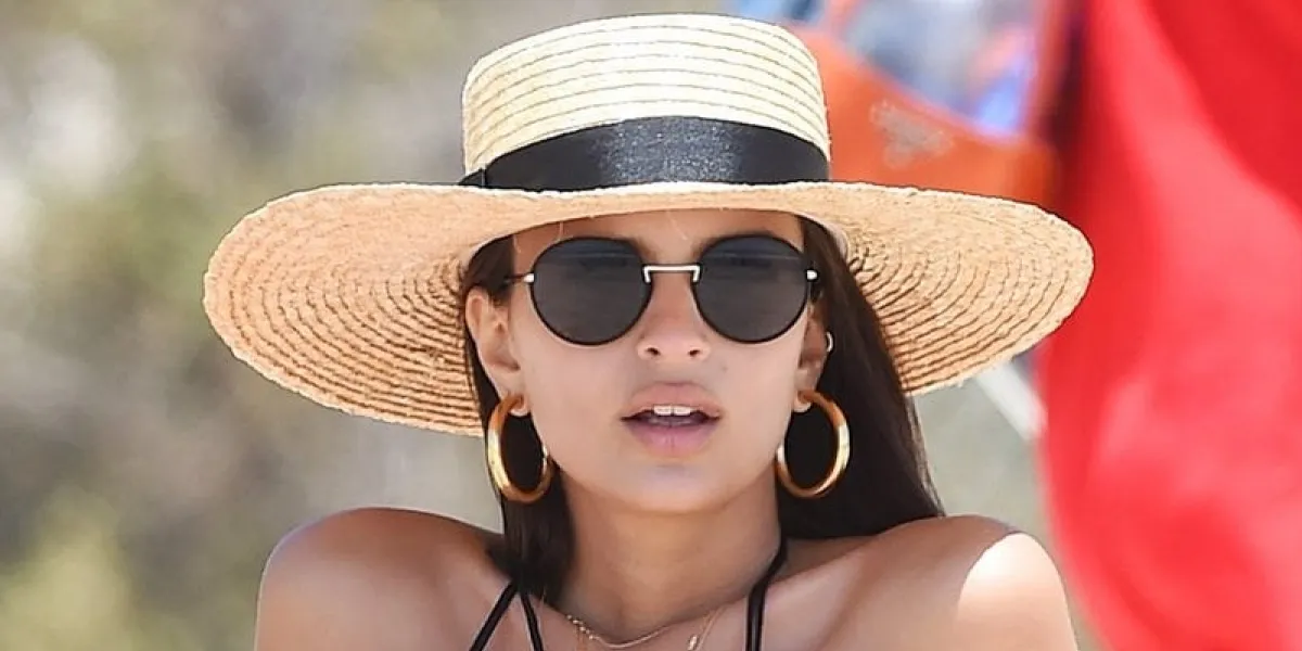 emily ratajkowski at the beach, los angeles, ca, usa, on july 18, 2017 photo by vince flores instarimages abacapresscom