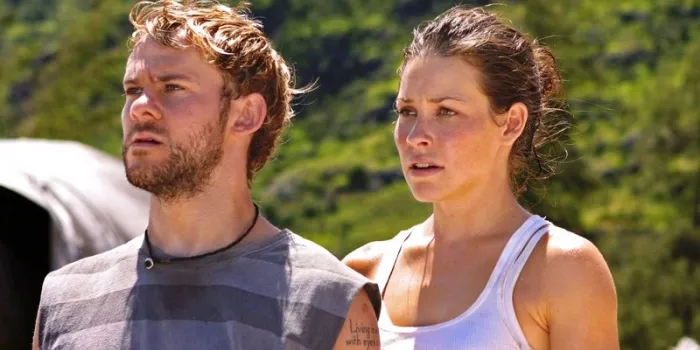 undated picture of dominic monaghan as george and evageline lilly as kate in the 'lost' episode entitled white rabbit photo by lfi abaca <motcle99> lilly evangeline lost monaghan dominic extrait extract photo non datee < motcle99>