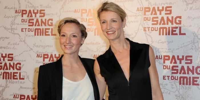 013666 premiere of in the land of blood and honey in paris