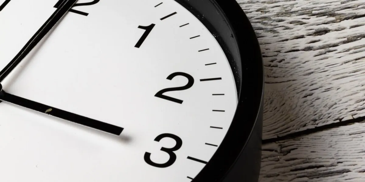 daylight saving time - clock shift