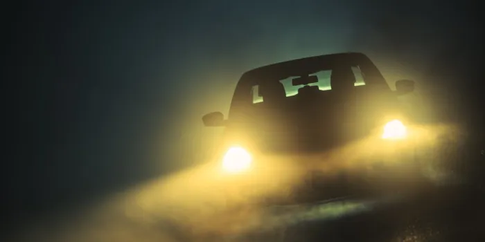 car driving in dense fog dangerous road conditions night time driving in fog