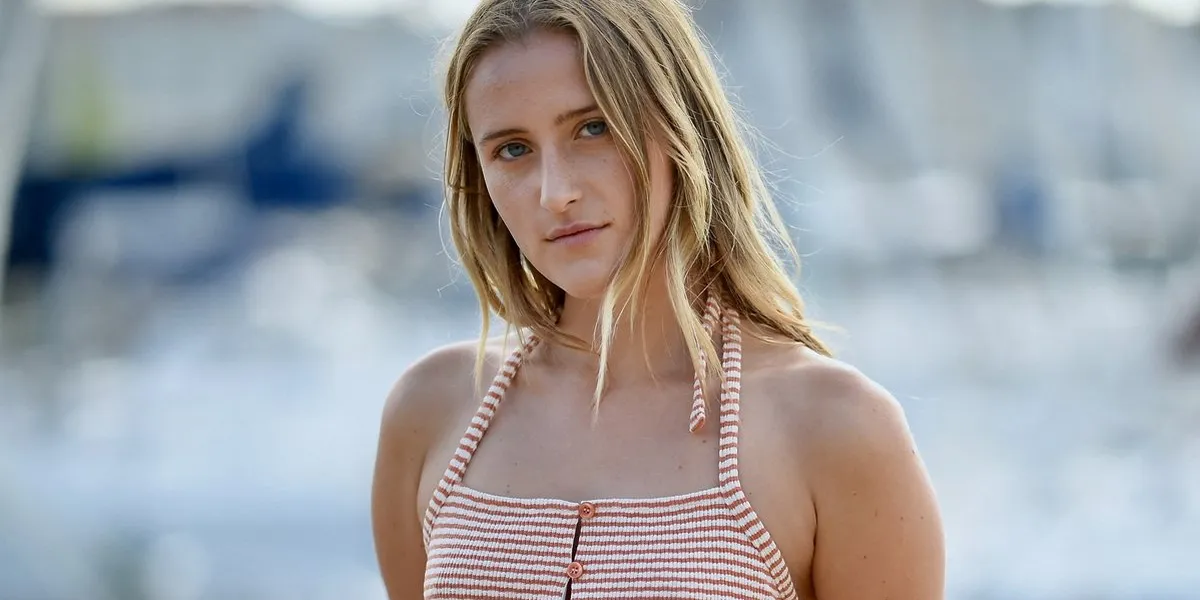 chine thybaud attends a photocall during the tv fiction festival on september 15, 2022 in la rochelle, france photo by franck castel abacapresscom <motcle99> france frankreich la rochelle pays-de-la loire < motcle99> , 824835 042 la rochelle france