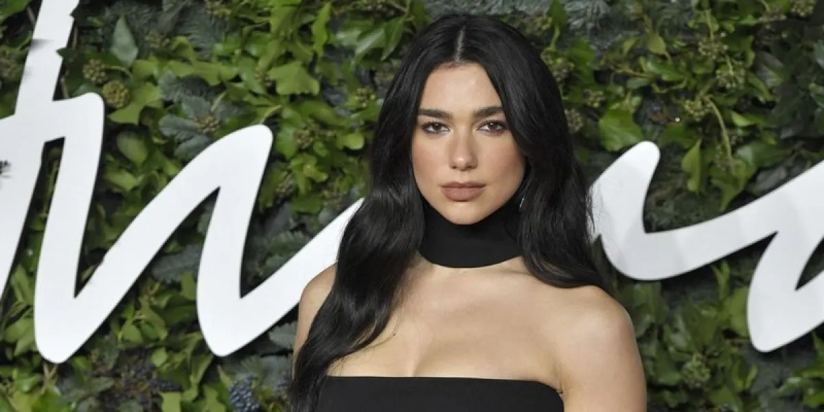 dua lipa attending the fashion awards 2021 at the royal albert hall in london, england on november 29, 2021 photo by aurore marechal abacapresscom , 789871 027 london