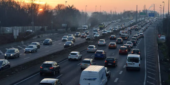 metropole de lyon (69)   embouteillages sur les grands axes