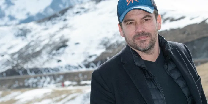 stephane henon assiste au photocall de la serie plus belle la vie lors du 22e festival des creations televisuelles de luchon a luchon, france le 08 fevrier 2020 photo by aurore marechal abacapresscom