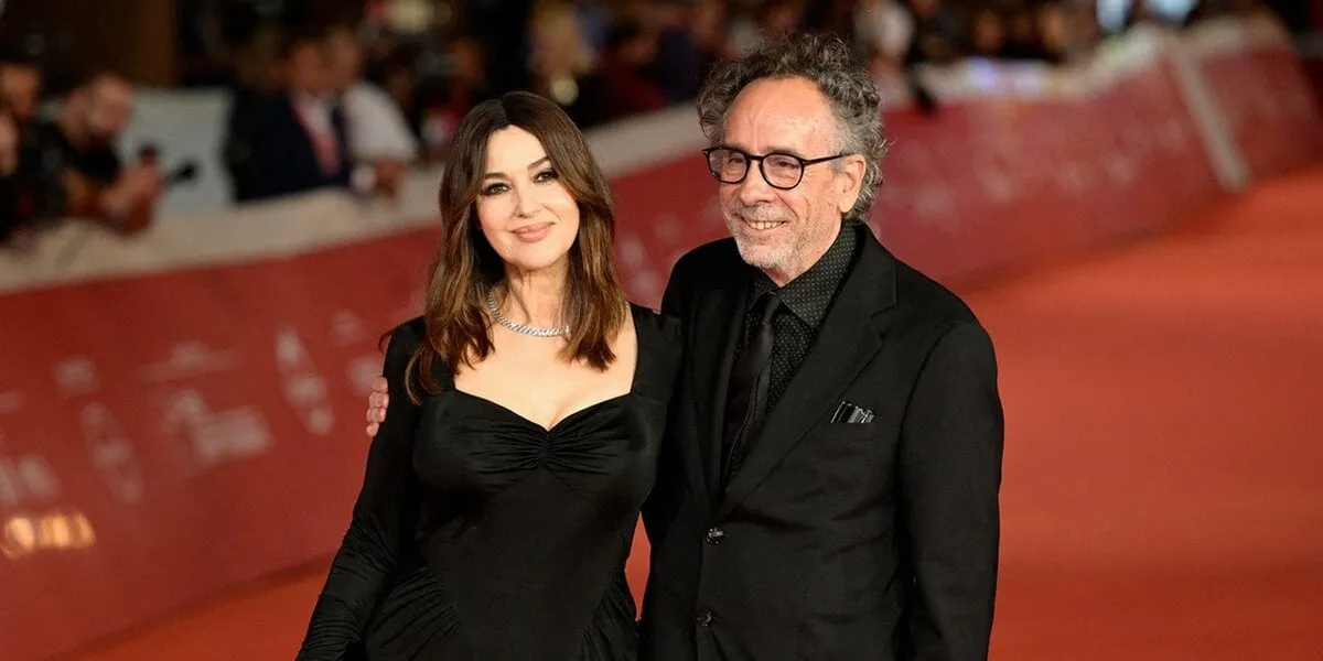 monica bellucci et tim burton foulent le tapis rouge - rome